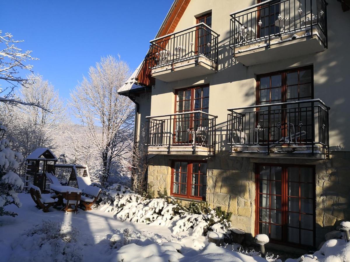 Willa Gusia, Apartamenty ザコパネ エクステリア 写真